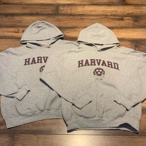 X2 harvard hoodie in good conditions, 20$ for both!!